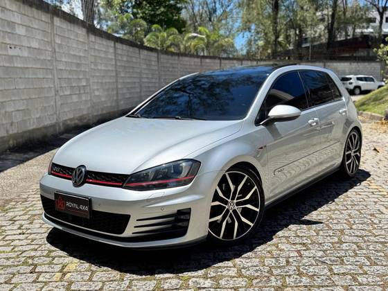 VOLKSWAGEN GOLF 2.0 TSI GTI 16V TURBO GASOLINA 4P AUTOMÁTICO VOLKSWAGEN GOLF 2.0 TSI GTI 16V TURBO GASOLINA 4P AUTOMÁTICO